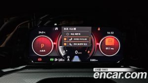 Volkswagen Golf 2.0 GTI 2024 года из Южной Кореи