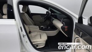 Mercedes-Benz A-Class A220 HATCHBACK 2023 года из Южной Кореи
