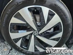 Volkswagen ID.4 PRO 2023 года из Южной Кореи