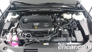 Lexus ES Luxury Plus 2025 года из Южной Кореи