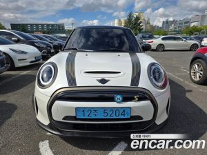 Mini Cooper RESOLUTE Edition 2024 года из Южной Кореи