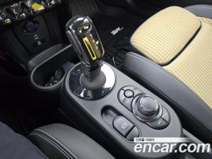 Mini Cooper RESOLUTE Edition 2024 года из Южной Кореи