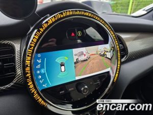 Mini Cooper RESOLUTE Edition 2024 года из Южной Кореи