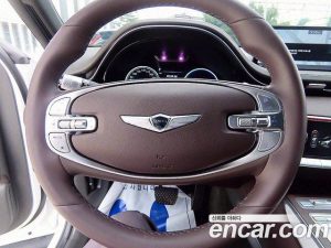 Genesis GV70 2.5T Бензин AWD 2024 года из Южной Кореи