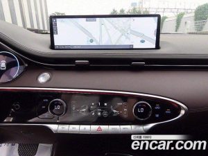 Genesis GV70 2.5T Бензин AWD 2024 года из Южной Кореи