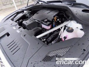 Genesis GV70 2.5T Бензин AWD 2024 года из Южной Кореи