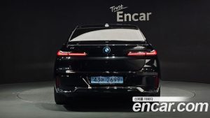 BMW i7 xDrive 60 M Sport 2023 года из Южной Кореи