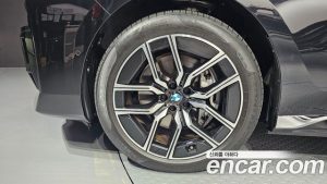BMW i7 xDrive 60 M Sport 2023 года из Южной Кореи