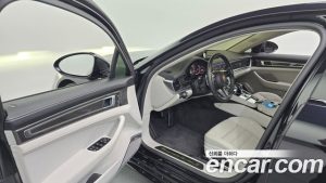Porsche Panamera 4.0 Turbo S 2022 года из Южной Кореи
