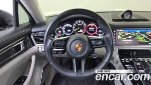 Porsche Panamera 4.0 Turbo S 2022 года из Южной Кореи