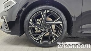 Kia K5 Signature 2024 года из Южной Кореи