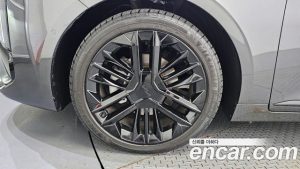 Kia K8 Signature Black 2025 года из Южной Кореи