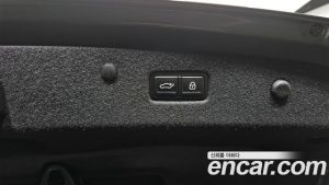 Kia K8 Signature Black 2025 года из Южной Кореи