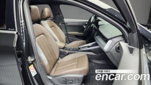 Audi A3 40 TFSI 2025 года из Южной Кореи