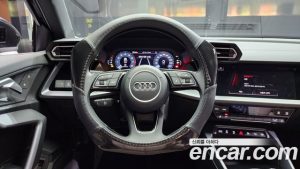 Audi A3 40 TFSI 2025 года из Южной Кореи