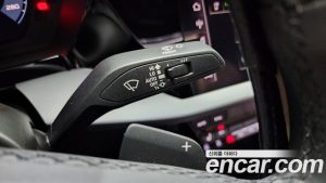 Audi A3 40 TFSI 2025 года из Южной Кореи