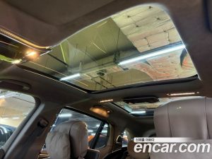 Mercedes-Benz EQS Maybach EQS680 4MATIC 2024 года из Южной Кореи