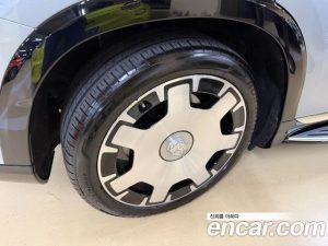 Mercedes-Benz EQS Maybach EQS680 4MATIC 2024 года из Южной Кореи