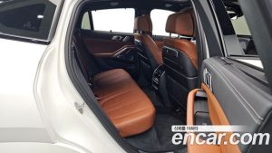 BMW X6 M60i 2024 года из Южной Кореи