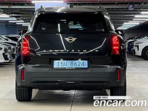 Mini Countryman E CLASSIC 2025 года из Южной Кореи