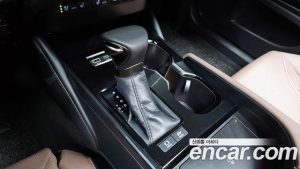 Lexus ES Executive 2026 года из Южной Кореи