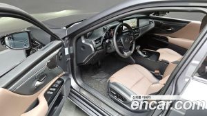 Lexus ES Executive 2026 года из Южной Кореи