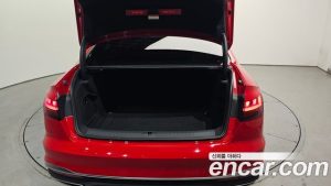 Audi A4 35 TDI Premium 2023 года из Южной Кореи