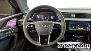 Audi e-tron S Sportback 2023 года из Южной Кореи