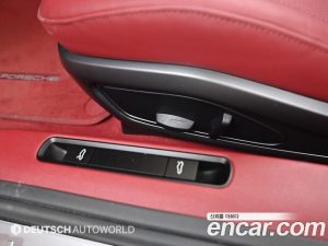 Porsche 911 CARRERA 4 Cabriolet 2024 года из Южной Кореи