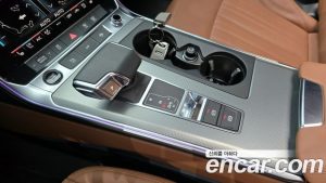 Audi A6 45 TFSI 2023 года из Южной Кореи