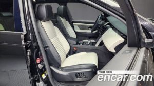 Land Rover Discovery Sport P250 Dynamic SE 2025 года из Южной Кореи