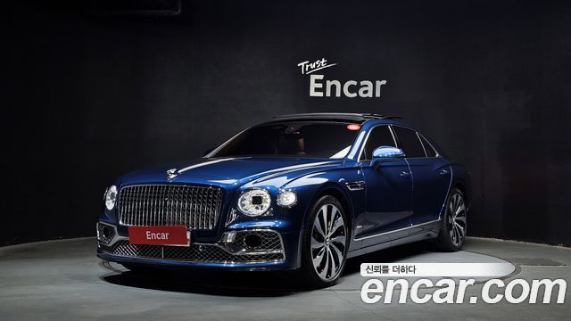 Bentley Flying Spur 4.0 Azure 2023 года из Кореи