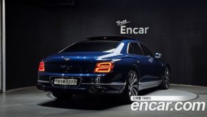 Bentley Flying Spur 4.0 Azure 2023 года из Южной Кореи