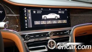 Bentley Flying Spur 4.0 Azure 2023 года из Южной Кореи
