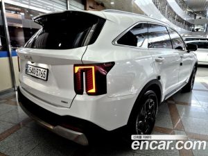Kia Sorento HEV 1.6 2WD 2024 года из Южной Кореи