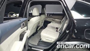 Kia Sorento HEV 1.6 2WD 2024 года из Южной Кореи