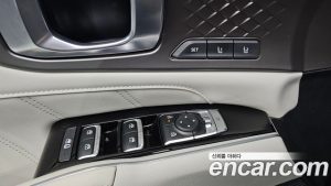 Kia Sorento HEV 1.6 2WD 2024 года из Южной Кореи