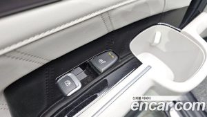 Kia Sorento HEV 1.6 2WD 2024 года из Южной Кореи