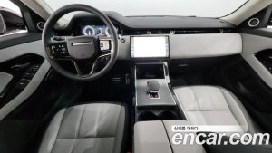 Land Rover Range Rover Evoque P250 Dynamic SE 2025 года из Южной Кореи