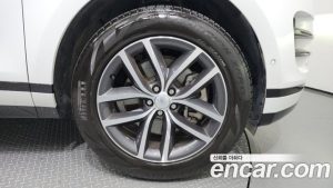 Land Rover Range Rover Evoque P250 Dynamic SE 2025 года из Южной Кореи