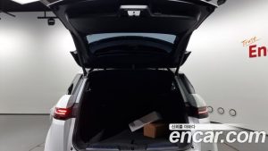 Land Rover Range Rover Evoque P250 Dynamic SE 2025 года из Южной Кореи