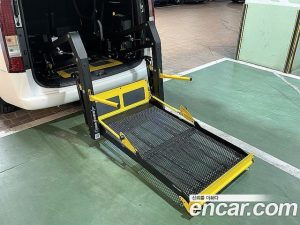 Hyundai Staria Wheelchair Lift / Ramp 2025 года из Южной Кореи