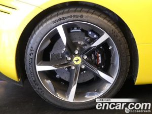 Ferrari SF90 4.0 2022 года из Южной Кореи