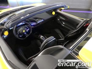 Ferrari SF90 4.0 2022 года из Южной Кореи