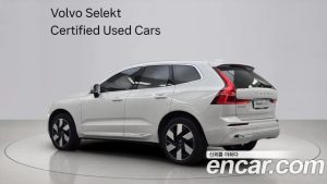 Volvo XC60 T8 Ultra Bright 2025 года из Южной Кореи