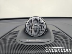 Volvo XC60 T8 Ultra Bright 2025 года из Южной Кореи