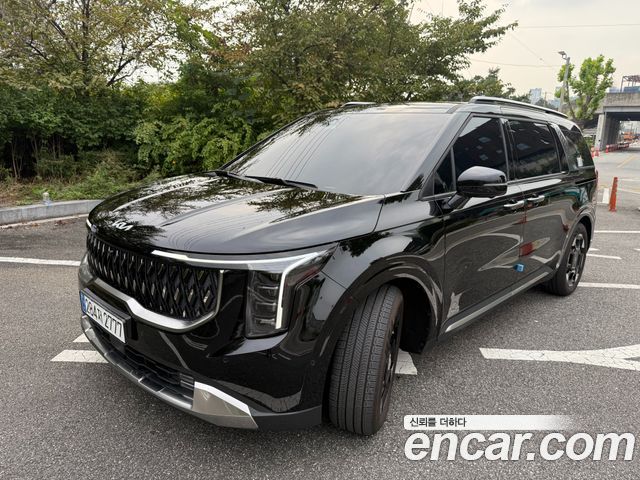 Kia Canival 7-Seater Signature 2024 года из Кореи