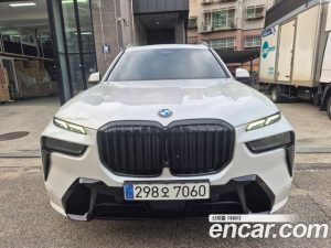 BMW X7 xDrive 40i M Sport 6 2024 года из Южной Кореи