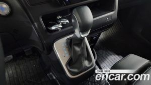 Hyundai Staria Tourer 11-Seater 2024 года из Южной Кореи