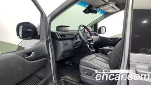 Hyundai Staria Tourer 11-Seater 2024 года из Южной Кореи